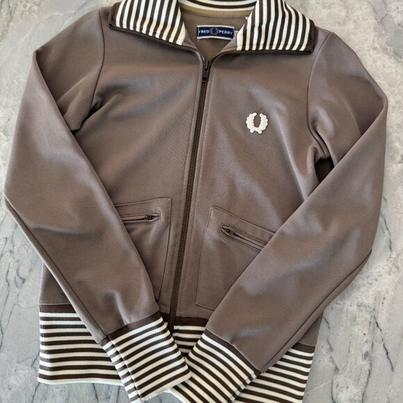 Fred Perry Brown Zip-Up Jacket - Picture 3 of 5